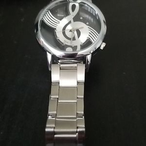 Women's fashion watch